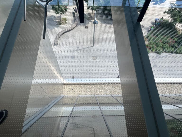 469b8827 c510 418a ba91 b3bf6a8ec09d